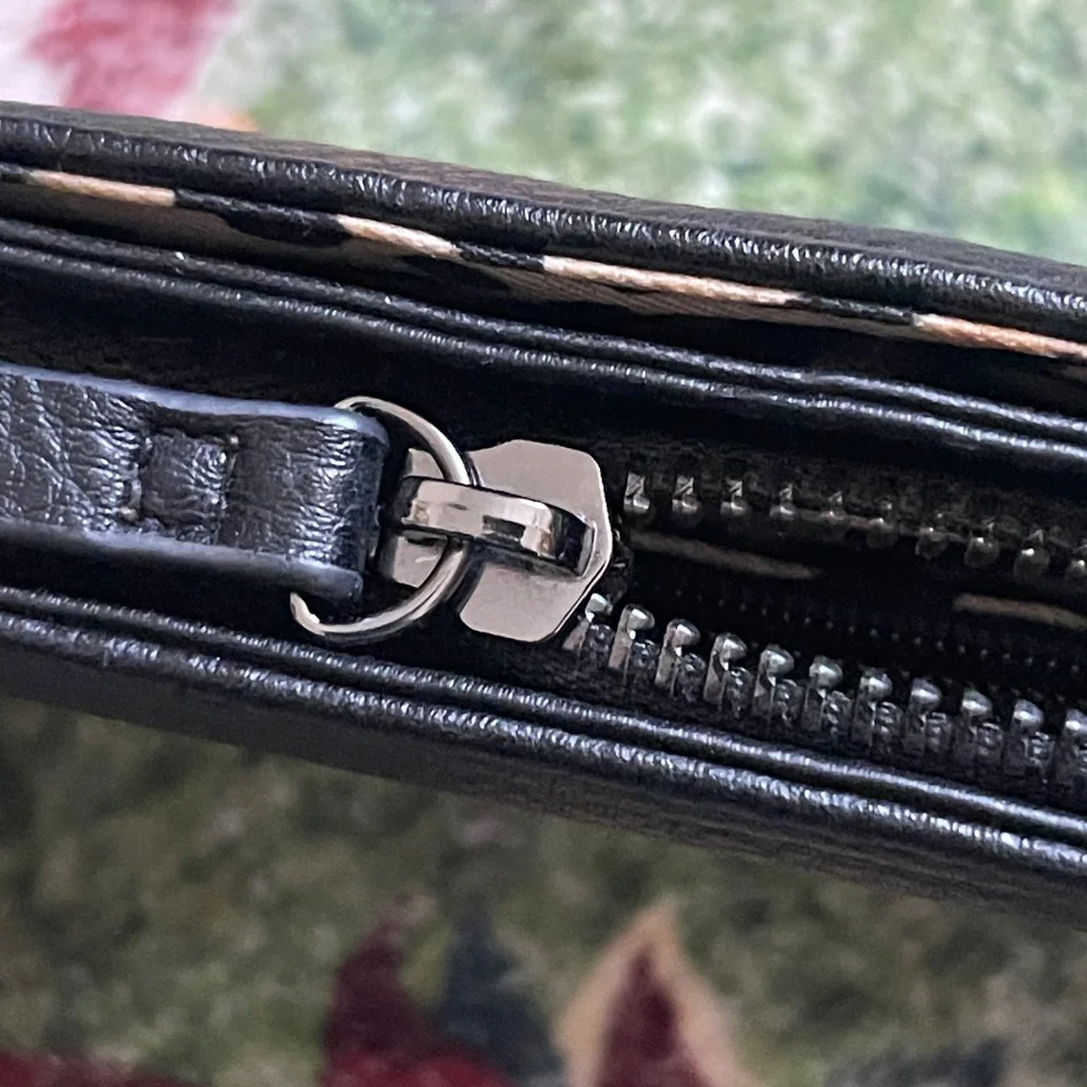 Jessica Simpson Black Faux Leather Zip-Around Wallet w/ Leopard Print Interior - Picture 3 of 10